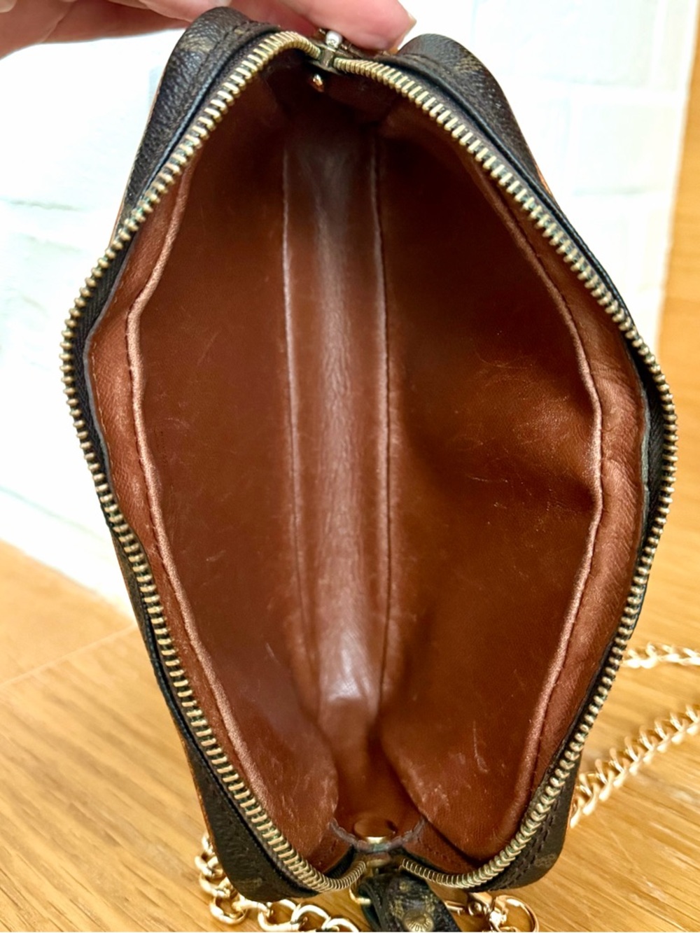Louis Vuitton Authentic Vintage Marly Dragonne PM Clutch / Crossbody - Picture 13 of 15